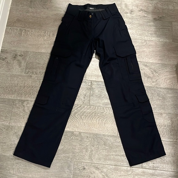 Navy blue utility style cargo pants. - Picture 5 of 8